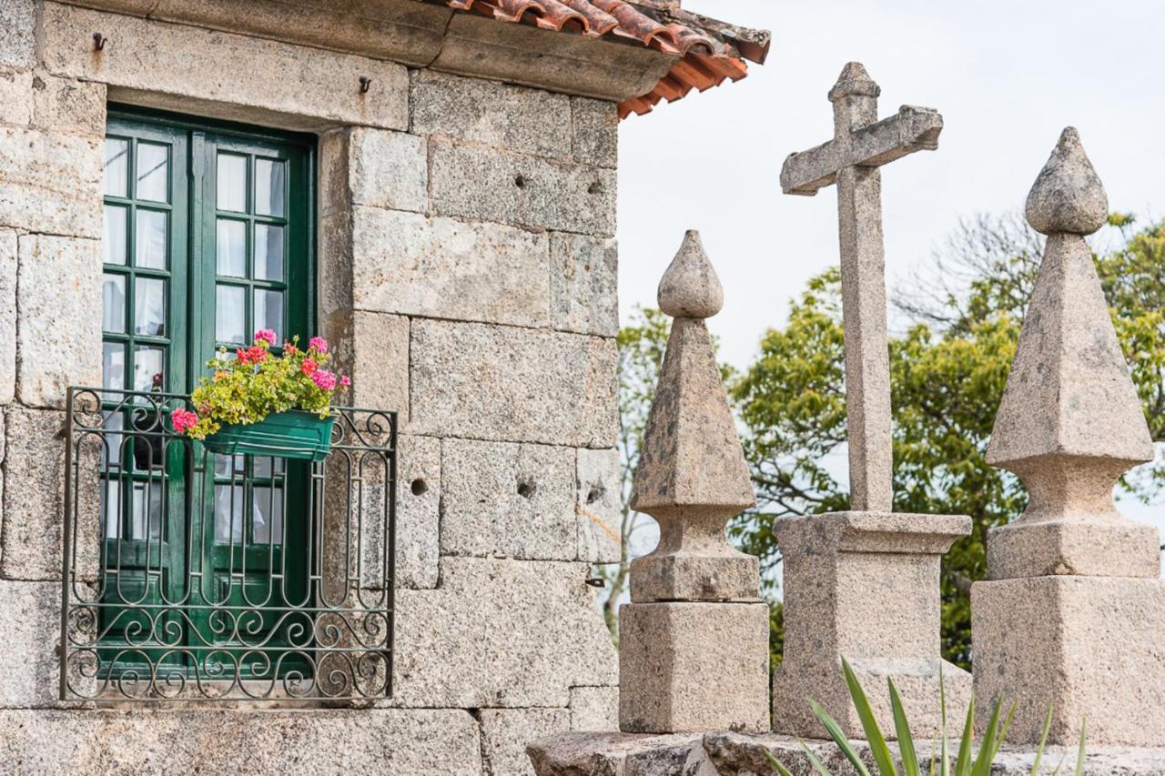 Casa Da Torre - Paraiso No Norte De Portugal Кабесейраш-ді-Башту Екстер'єр фото