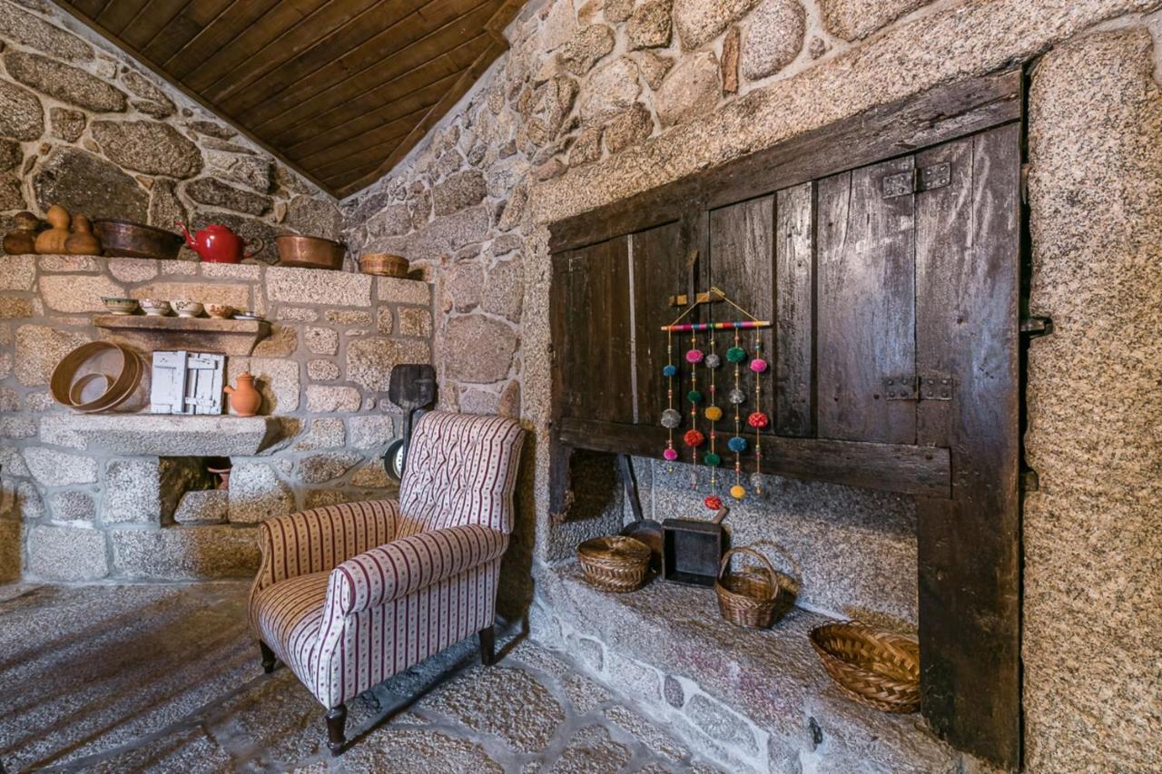 Casa Da Torre - Paraiso No Norte De Portugal Кабесейраш-ді-Башту Екстер'єр фото